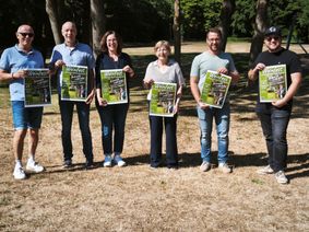 Freuen sich auf französische Weine, Musik und südliches Flair im Kommerner Mühlenpark: Ralf Claßen, Wilfried Hamacher, Tanja Hüllenkrämer, Angelika Rhein, Carsten Cönen und Tim Böpple-Thieme (v. l.).