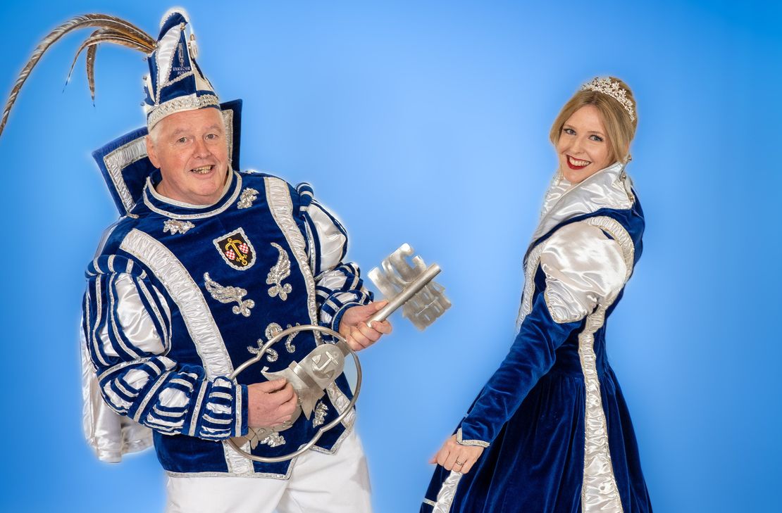 Die Tollitäten der KG 1884 Enkirch: Prinz Heinz I. und Prinzessin Nadja I.