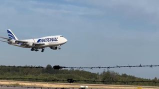 Die Maschine der National Airlines landete nach einer Liftnotlage sicher auf dem Flughafen Hahn.