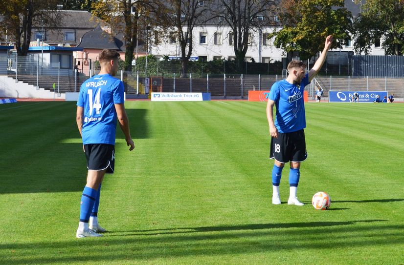 Der Regionalligaaufsteiger SV Eintracht Trier 05, kommt zum Galaspiel auf die Bezirkssportanlage in Feyen.