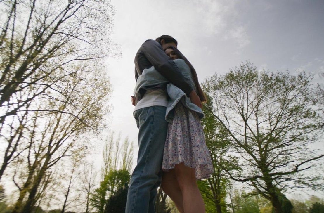 Basierend auf einer wahren Begebenheit erzählt der neue Musical-Film die Geschichte der jungen Cellistin Isabel.