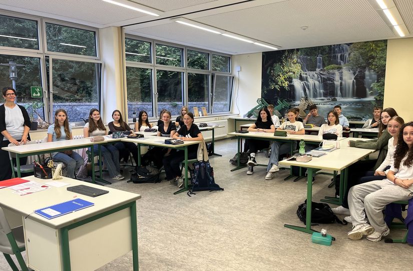 Expertin Waltraud Alten informierte Eltern und Schüler am SEG über Risiken von Alkohol und Wege der Suchtprävention.