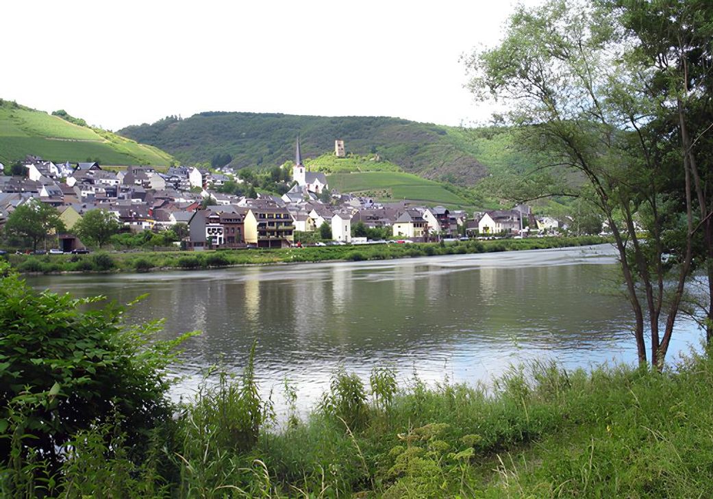 Der idyllische Moselort Klotten.