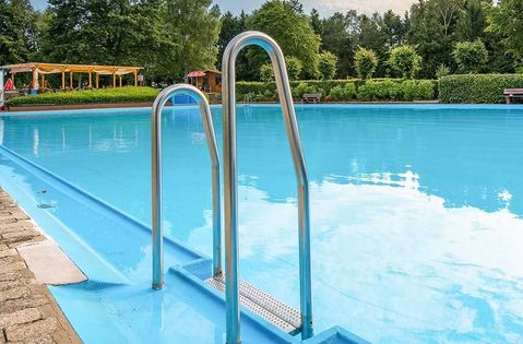 Das Vossenacker Freibad ist beliebt und dank vieler Ehrenamtler auf gesunden Füßen. Dennoch sind Sanierungen nötig, für die die Gemeinde Hürtgenwald auf Geld aus Berlin hofft.