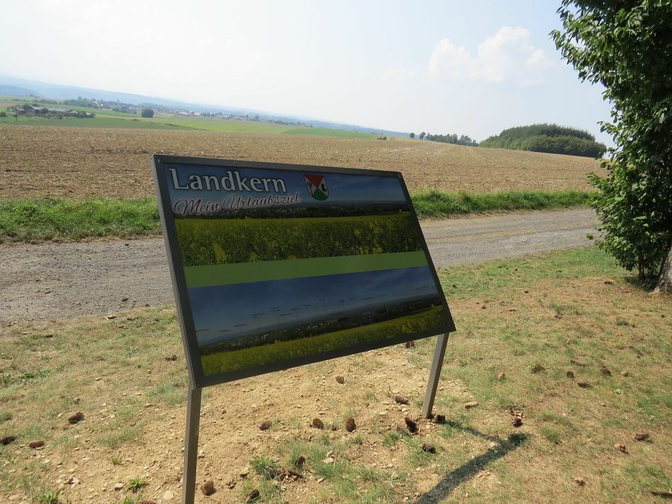 Sehenswürdigkeiten und Erhebungen des Schieferlands auf einen Blick.