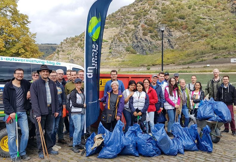 Am vergangenen Samstag säuberten fast 150 Freiwillige das Rheinufer sowie die Oberweseler Innenstadt. (Foto: Franziskus Weinert)