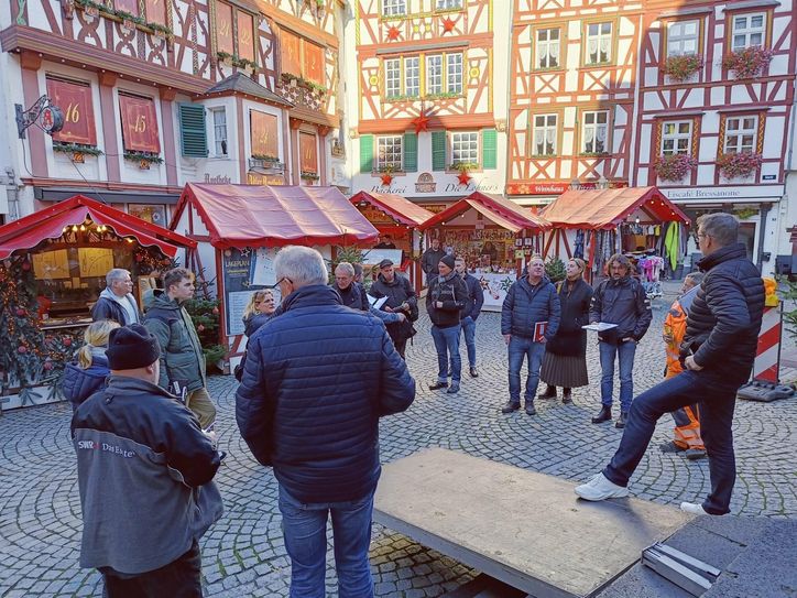SWR Fernsehen berichtet live vom Weihnachtsmarkt in Bernkastel-Kues