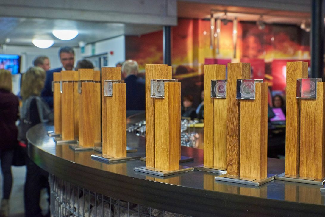 Für vorbildliche Fachkräfteentwicklung und Sicherung der Mitarbeitenden werden Unternehmen mit dem »EIFEL-Award 2022« ausgezeichnet. Foto: Grebe