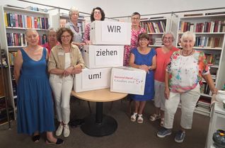 Die ehrenamtlichen Mitarbeiterinnen freuen sich auf den Umzug in die neuen Verkaufsräume.