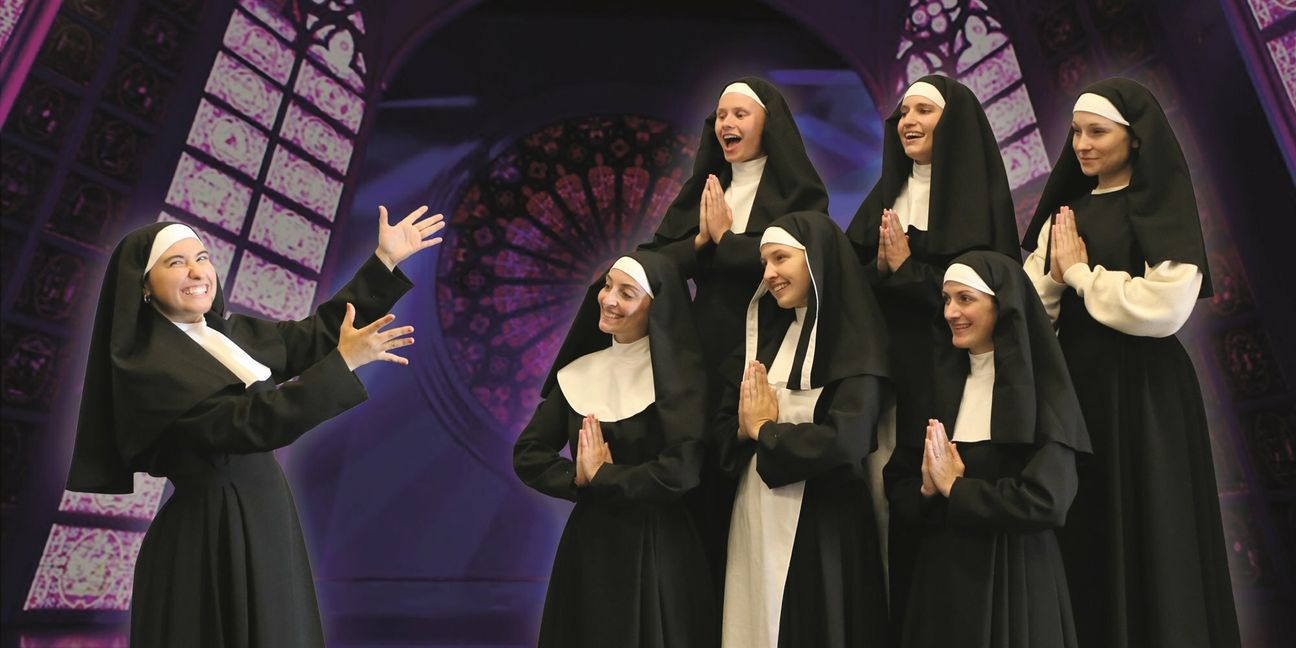 Die Besucher können sich von den Soul und Gospel singenden Nonnen zum Singen und Tanzen mitreißen lassen. Halleluja!