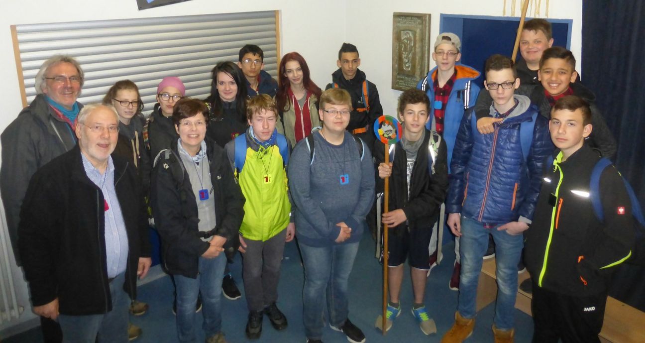 Die alljährliche Pilgerwanderung der St. Martinus-Schule Reinsfeld führte in diesem Jahr am 3./4. April 2017 auf dem St. Martinusweg nach Trier. Foto: FF