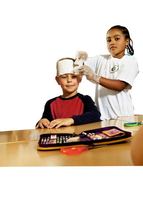 Beim Bezirkswettbewerb in Konz zeigen die jungen Ersthelfer, was sie draufhaben. Foto: Jugendrotkreuz