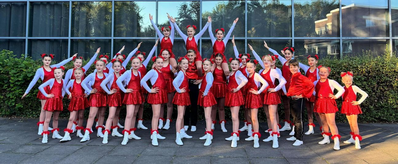 Den 1. Platz sicherte sich Schiff Ahoi Vernich, die ihren Auftritt nach der Ehrung unter dem Applaus der Zuschauer noch einmal präsentierten.