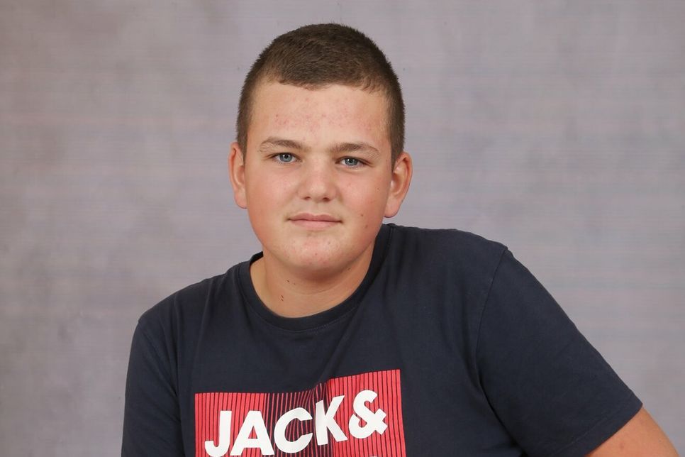 Der 14-jährige Julian ist an Leukämie erkrankt.