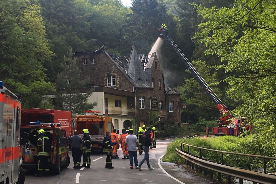 Rund 300.000 Euro Sachschaden entstand bei dem Brand des Hotels "Berghof"