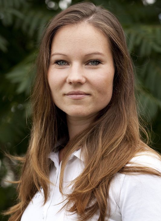 Teamkoordinatorin Birgit Mengel und zwei ihrer »wellcome-Engel« Bettina Quint und Ellen Demand-Porth rufen dazu auf, ehrenamtlich für »wellcome« aktiv zu werden (v. r.). Foto: Leonard Kirschhöfer