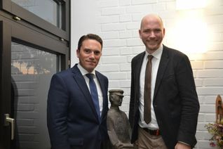 Trafen sich zum Arbeitsgespräch im Roetgener Rathaus: Der SPD-Landtagsabgeordnete Stefan Kämmerling (l.) und Bürgermeister Jorma Klauss.