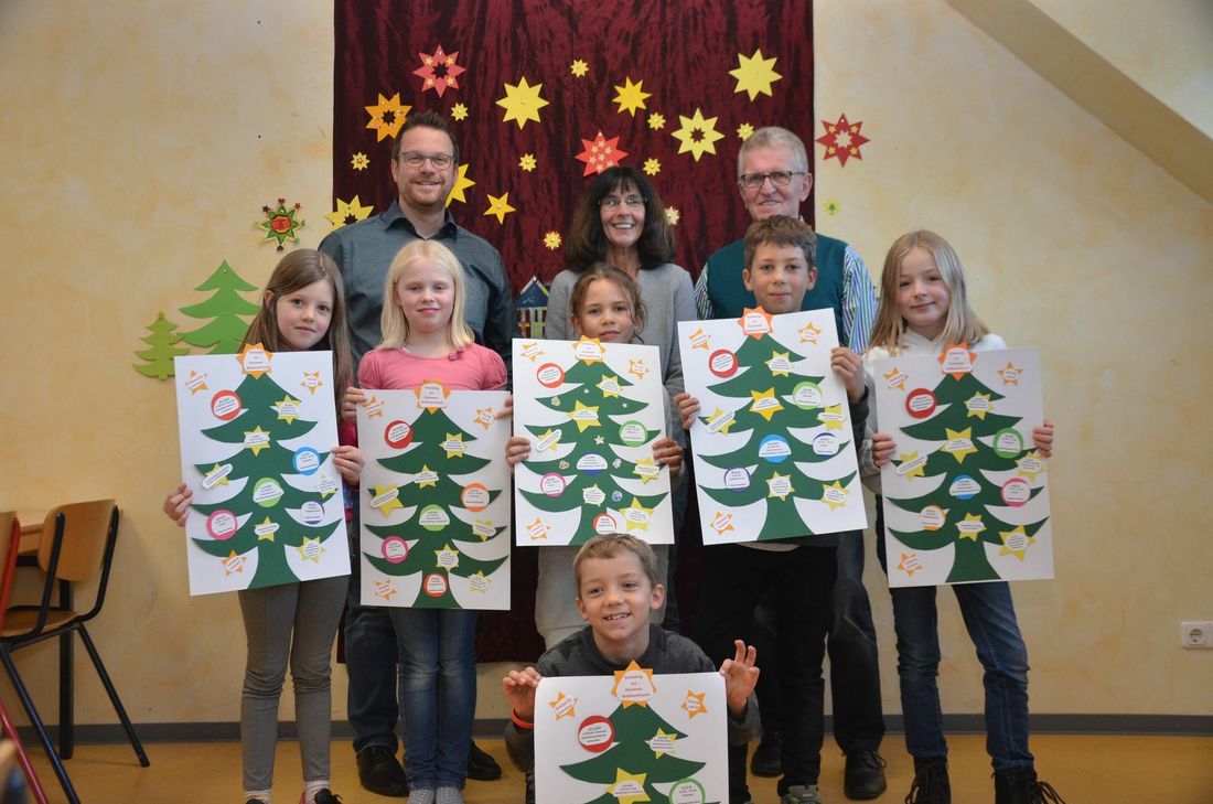 Kleine Bastler und große Organisatoren freuen sich auf die besondere Konzener Weihnachtszeit. Foto: T. Förster