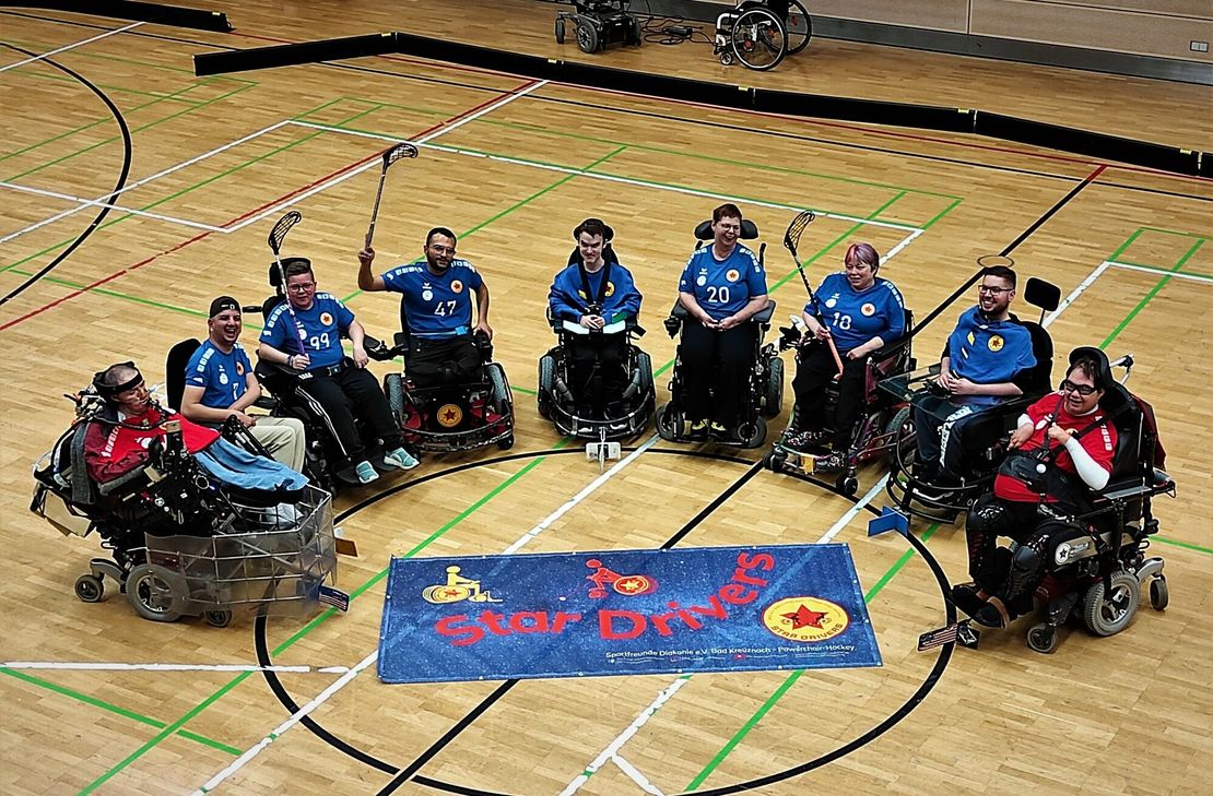 Am kommenden Samstag treten die Powerchair Hockey-Bundesligisten aus Bad Kreuznach in der Jakob-Kiefer-Halle gegen Teams aus Dreieich, Lalendorf, Ludwigshafen und München an.