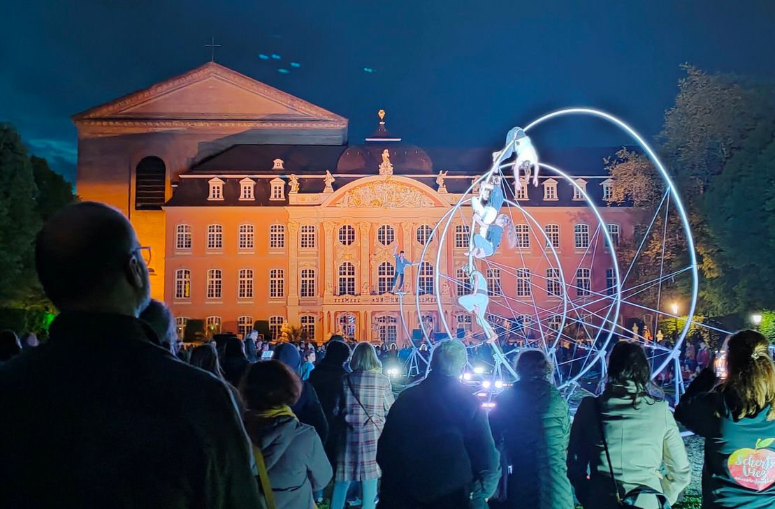 Chloé Moglia am Freitagabend auf der Schmuckwiese im Palastgarten