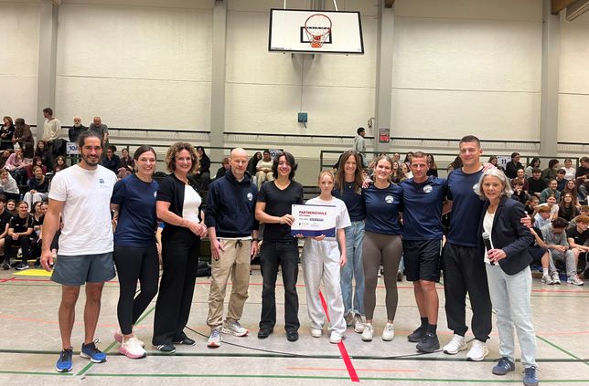 Das Staatliche Eifel-Gymnasium ist offiziell als „Partnerschule des Sports“ zertifiziert worden. Zum Schuljahr 2027/28 erweitert die Schule ihr Sportprofil und richtet erstmals eine sportbetonte Klasse in Jahrgangsstufe 7 ein.