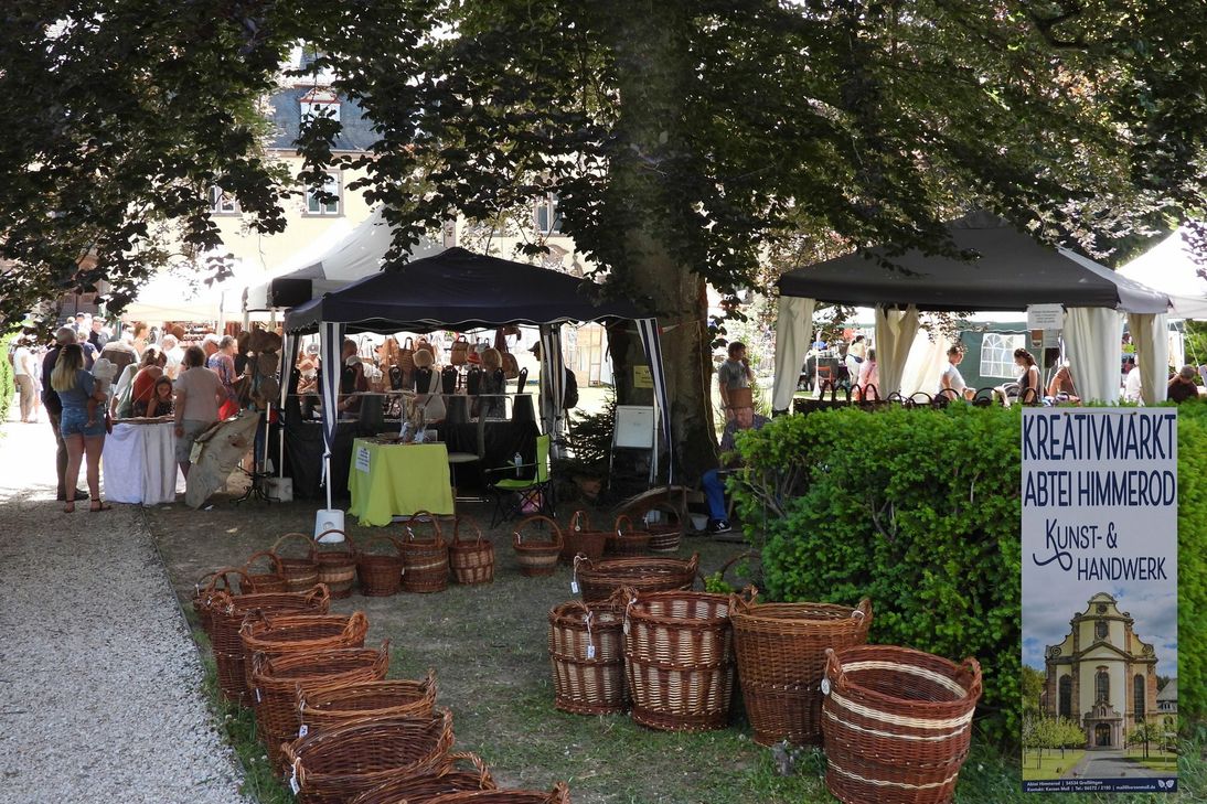Handwerklich Besonderes bietet der Kreativmarkt im tollen Ambiente in Himmerod.