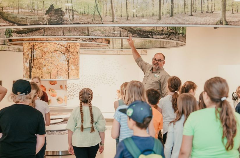 Die nächtliche Führung startet um 19 Uhr in der Erlebnisausstellung »Wildnis(t)räume« in Vogelsang IP und führt später zum Eifeler Sternenhimmel.