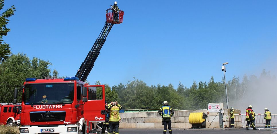 Freiwillige feuerwehren der VG Maifeld waren am Fronleichnamstag im Einsatz.