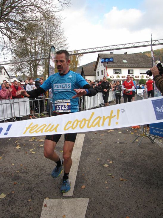 Markus Mey hat den ersten Ultra um den Rursee gewonnen.