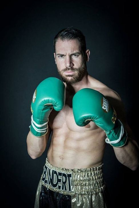 Der Euskirchener Boxer Benny Blindert kämpft um Titel des Eurasia Titel der WBF.
