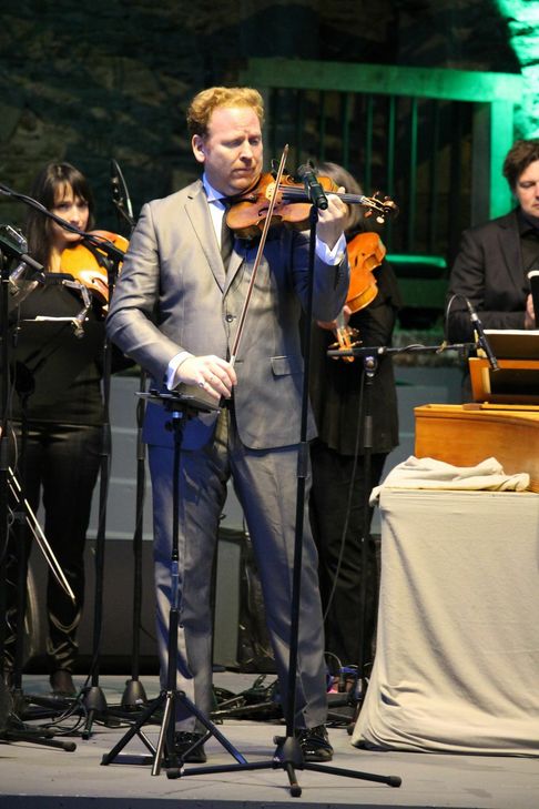 Stargeiger Daniel Hope auf der Monschauer Burg.