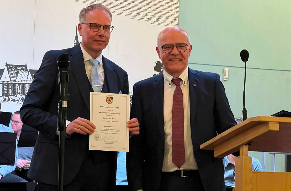 Wechsel im Rathaus: Peter Müller (links) hat zum 1. März offiziell die Amtsgeschäfte von Harald Rosenbaum übernommen.