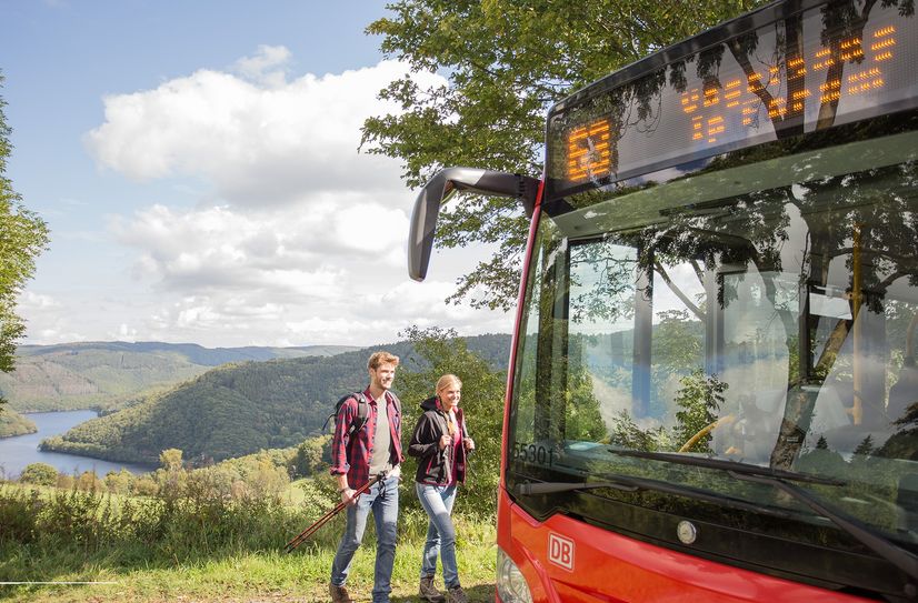 Umweltfreundlich in die Natur: Mit Fahrradbus und Saisonverkehr des AVV.