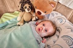 Trotz seiner schweren Erkrankung ist Vincent lebensfroh. Um ihm und seiner Familie zu helfen, bittet der Förderverein Lützselsoon um Spenden.