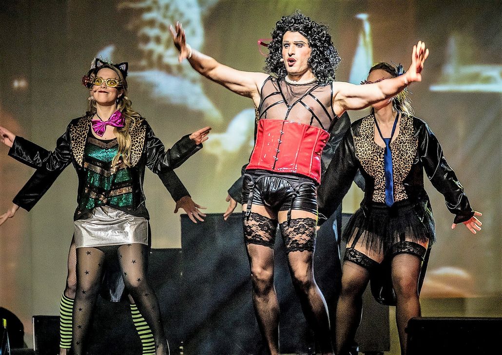 Schrille Kostüme: Natürlich gehört auch das weltberühmte Kult-Musical »Rocky Horror Show« zum aktuellen Musical Magics Portfolio. Foto: Musical Magics