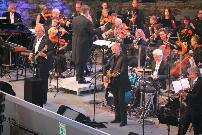 Ein stimmungsvolles Konzert verlangt nach einer Wiederholung: »Höhner meets Classic« heißt es nach der Premiere im Sommer auch wieder beim »Monschau Festival 2017«.