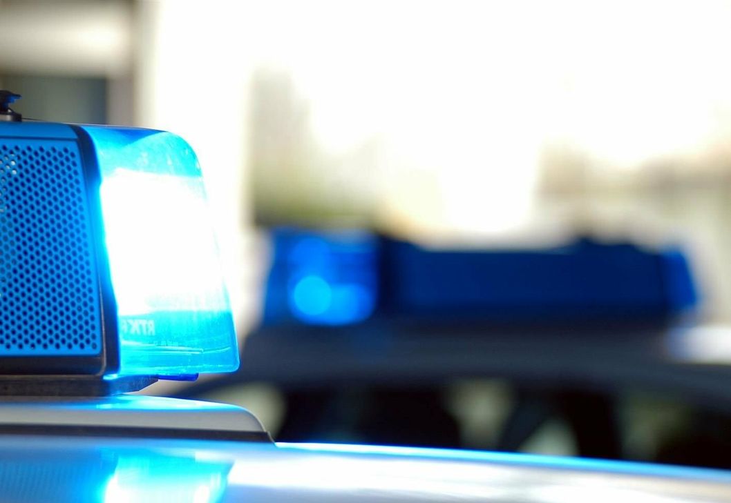 Sicherheitsmobil der Polizei  ist auf dem Lukasmarkt zu finden.