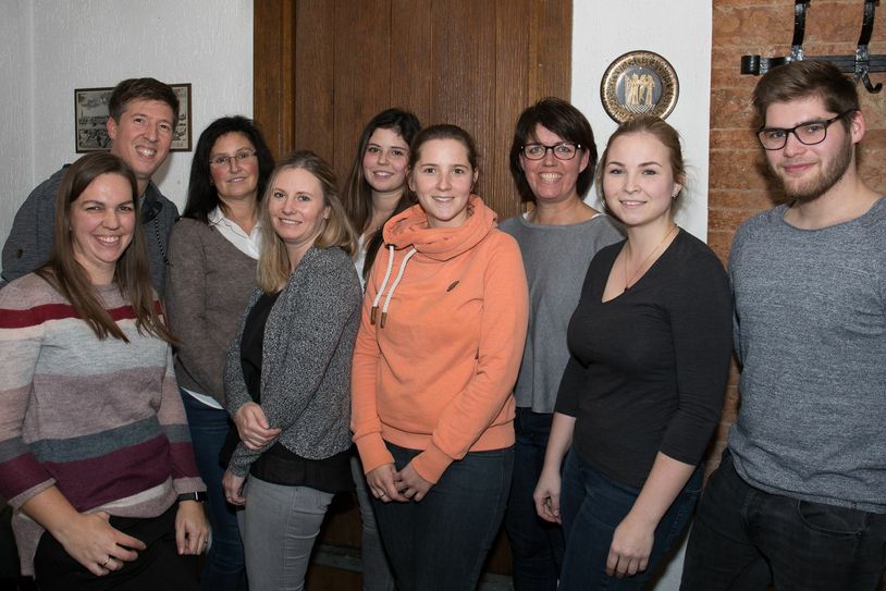 Im Rahmen der Jahreshauptversammlung der Tennisspielgemeinschaft (TSG) Leiwen stand die Neuwahl des Vorstandes an. Foto: Kristina Lehnen