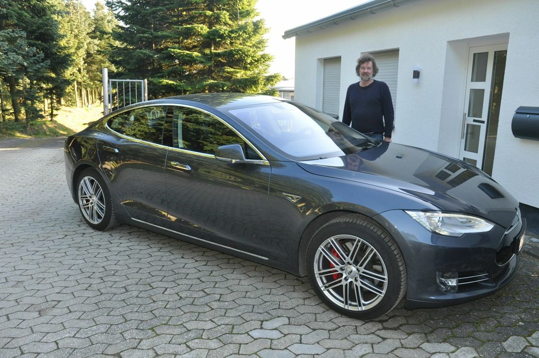 Wer hat eigentlich gesagt, dass Elektroautos klein und unscheinbar sein sollen?