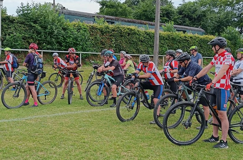 Die Gemeinde Simmerath ist beim »Stadtradeln« immer stark vertreten - herausragend dabei die Truppe der »Laimisch Riders«. Archivfoto: Hoffmann