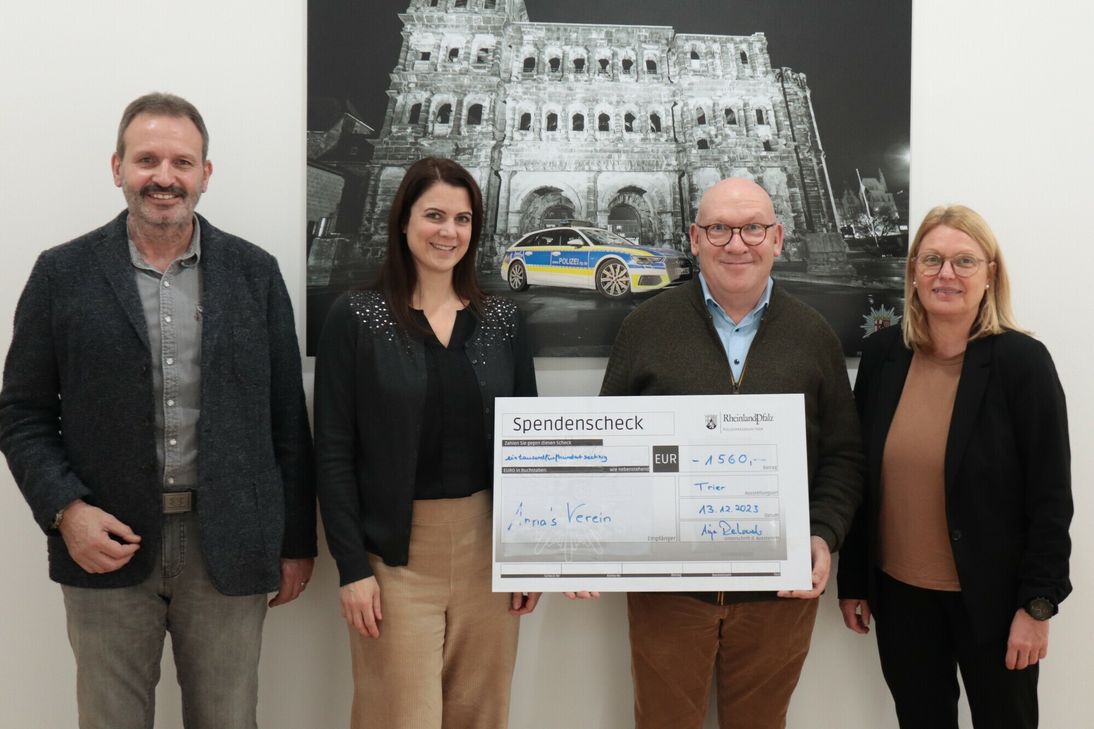 V.l.n.r.: Elmar Moreth, Jana Roth, Hermann Becker, Anja Rakowski