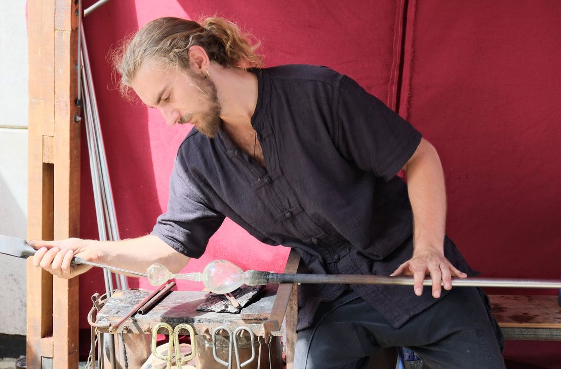 Mittelalterliches Handwerk und Burgspiele sorgen auf der Burg Vianden für Stimmung