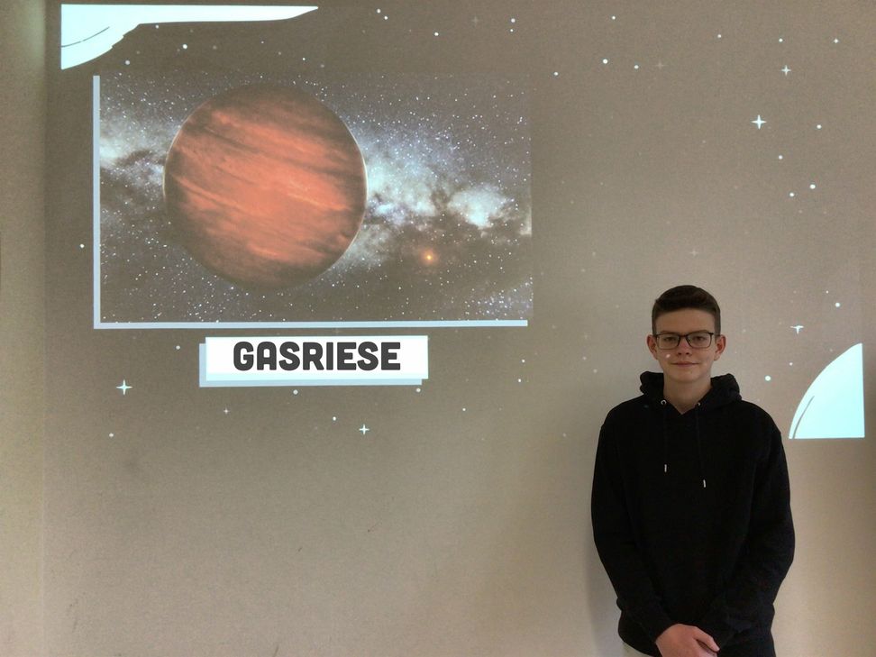 Elias Kaufmann (8b) vom Gymnasium Hermeskeil im Länderfinale von »Jugend präsentiert«