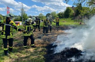 Bei einem Pilotlehrgang in Birkenfeld machten sich Feuerwehrleute aus dem gesamten Nationalparklandkreis fit, um Wald- und Vegetationsbrände schnell und effektiv bekämpfen zu können.