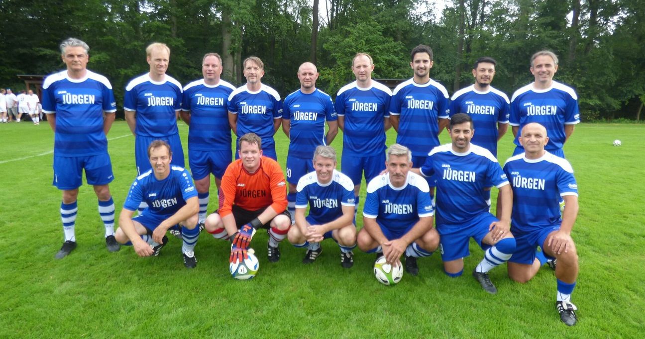 Ein fußballerisches Schmankerl für den guten Zweck: Der Erlös des diesjährigen Benefiz-Kicks der Argenthaler ist für den Förderverein Leben mittendrin e.V. bestimmt.