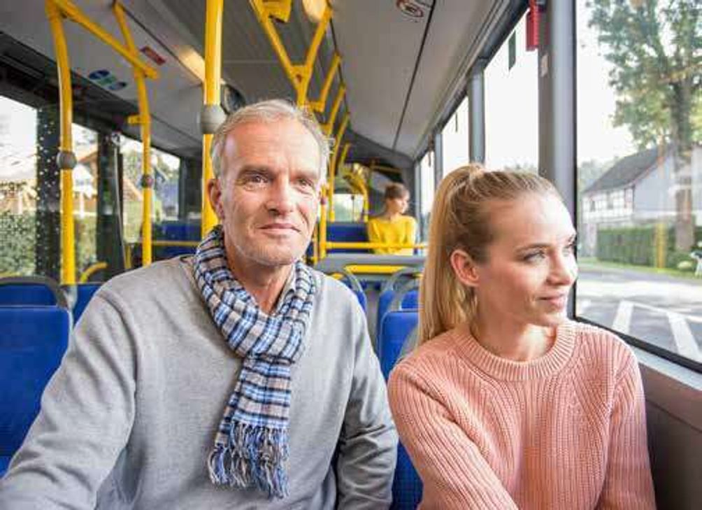 Ein gefälschtes Monatsticket der ASEAG wurde Marcel W. zum Verhängnis. Die Staatsanwaltschaft sucht die Hintermänner der Betrugsmasche, die bereits mehr als 10.000 Euro Schaden angerichtet hat. Themenfoto: AVV