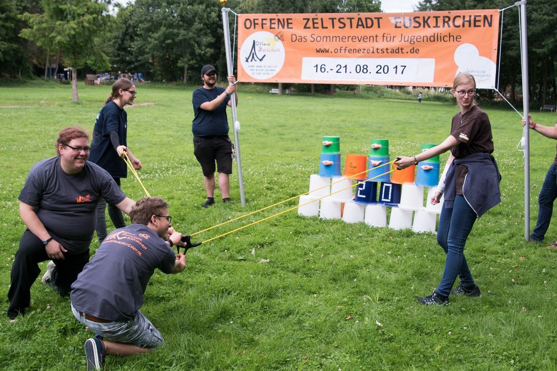 Ein Mix aus Sport, Kreativität, Musik und guter Laune – das ist die Offene Zeltstadt Euskirchen. Foto: H. Wintgen