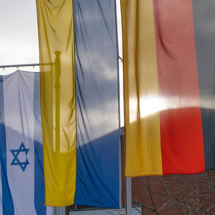 Gesellschaft, Wirtschaft und Politik haben im vergangenen Jahr Position bezogen und sich klar an die Seite Israels und der Ukraine gestellt.