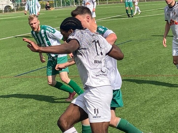 Einen gebrauchten Tag hatte die Mendiger Eintracht, die das Auswärtsspiel in Wirges 1:3 verlor. Auch Torjäger Brice Mitel (Bild) konnte die Niederlage nicht verhindern.