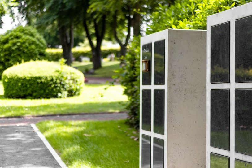 Auf dem Friedhof in Simmerath wurde das erste Kolumbarium der Gemeinde errichtet.